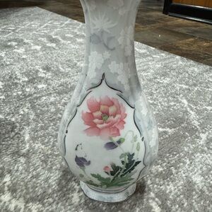 Floral Ceramic Vase - White and Pink